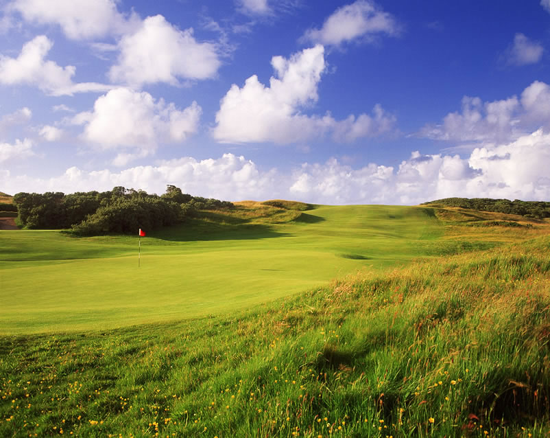 <h2>2018 British Isles Golf Cruise & The 147th Open at Carnoustie</h2>13 Nights from Southampton - Edinburgh on Azamara Journey | 6 Rounds | Attend The Open on Sunday | July 11 - 24